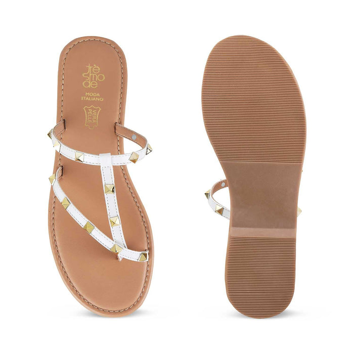 The Astud White Women's Casual Flats Tresmode - Tresmode